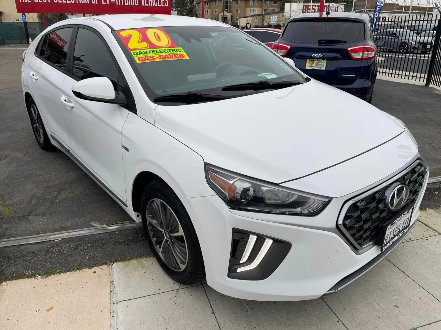 2020 WHITE /GRAY Hyundai Ioniq Plug-In Hybrid SE (KMHC65LD2LU) with an 1.6L L4 DOHC 16V HYBRID engine, 6A transmission, located at 744 E Miner Ave, Stockton, CA, 95202, (209) 944-5770, 37.956863, -121.282082 - Photo#1